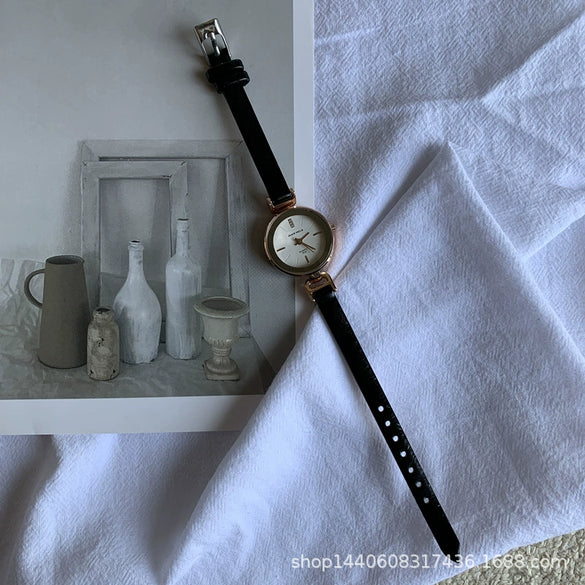 Round Watch Alloy Case Ordinary Glass Mirror Leisure Design For Girls