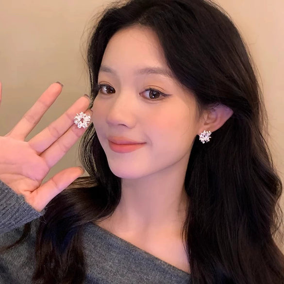 S925 Silver Butterfly Stud Earrings For Women Zircon Pearl Electroplated Light Luxury Niche Highend Minimalist Geometric