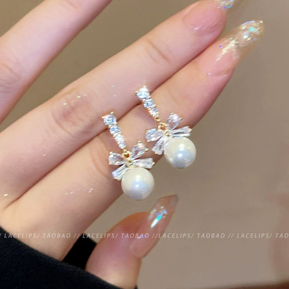 S925 Silver Butterfly Stud Earrings For Women Zircon Pearl Electroplated Light Luxury Niche Highend Minimalist Geometric