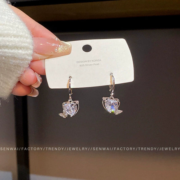 S925 Silver Butterfly Stud Earrings For Women Zircon Pearl Electroplated Light Luxury Niche Highend Minimalist Geometric