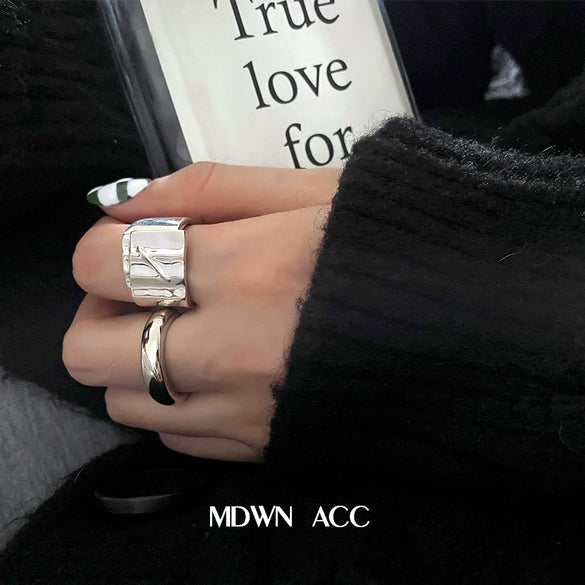 S925 Silver Plated Wide Brimmed Retro Fashion Heavy Industry Geometric Wave Open Finger Ring For Women Copper Material With Electroplating