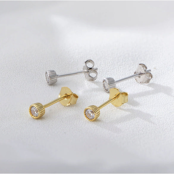 S925 Silver Women's Mini Elegant Single Diamond Ear Piercing Earrings With Geometric Style