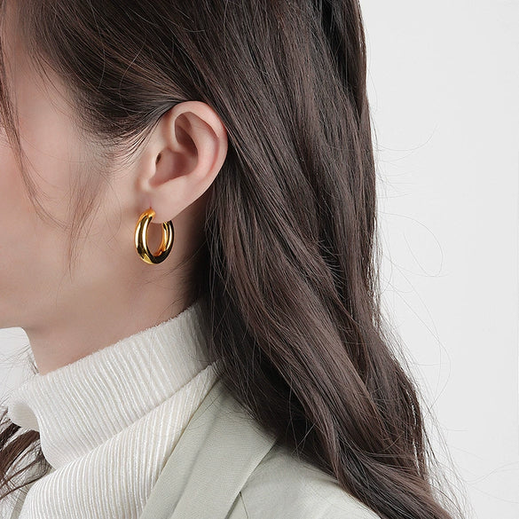 S925 Sterling Silver Geometric C Shape Hoop Earrings Electroplated Minimalist Light Luxury Statement Jewelry