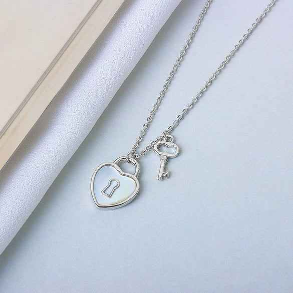S925 Sterling Silver Heart Lock Necklace With Mixed Gem Pendant Electroplated Cross Chain Clavicle Necklace For Women Simple Light Luxury Style