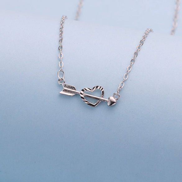 S925 Sterling Silver Heart Pendant Necklace For Women Electroplated Sweet Minimal Clavicle Chain With Cross Chain Design