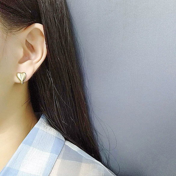 S925 Sterling Silver Heart Shape Stud Earrings Minimalist Niche Design Elegant Fashion Earrings For Women