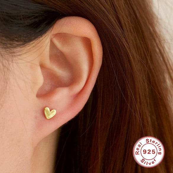 S925 Sterling Silver Heart Shaped Glossy Mini Earrings With Electroplating For Women