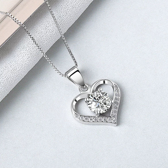 S925 Sterling Silver Heart Shaped Pendant Necklace With Mixed Gem Inlay Electroplated Simple Trendy Clavicle Chain For Women