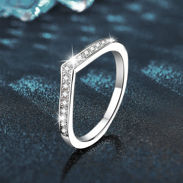 S925 Sterling Silver Vshaped Women's Geometric Moissanite Diamond Ring Jewelry
