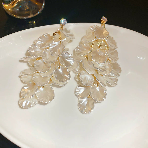 Shell Handmade Geometric Round Tassel Earrings For Women Light Luxury Sweet Small Fresh All Match