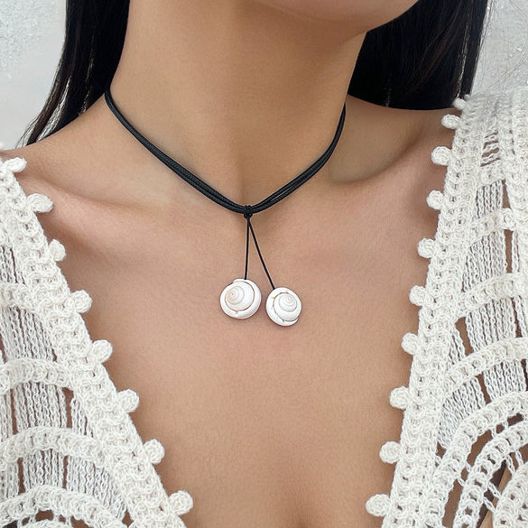 Shell Leather Wax Thread Geometric Handmade Conch Shell Tassel Necklace For Women