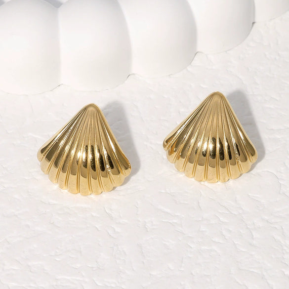 Shell Titanium Steel Stud Earrings For Women Non Fading 18K Gold Plated Simple Ins Style Stainless Steel