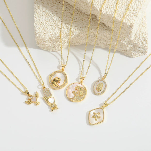 Shell Zircon Inlaid Disc Tigershaped Pendant Necklace Copper Electroplated Mixed Gemstone Setting For Women