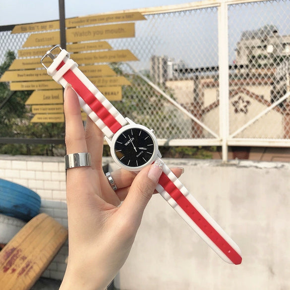 Silicone Band Watch Alloy Case Round Dial Casual Style
