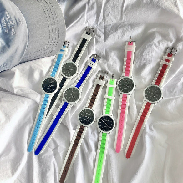 Silicone Band Watch Alloy Case Round Dial Casual Style