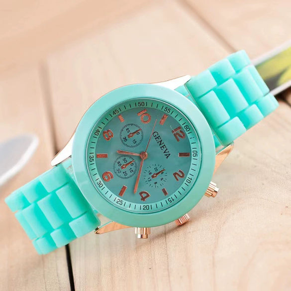 Silicone Plastic Watch Fashionable Colorful Round Student Watch For Boys And Girls