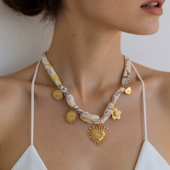 Silk Scarf Necklace Stainless Steel Heart And Flower Pendant Electroplating