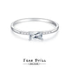 Silver 925 Diamond Vshaped Row Ring For Women With Geometric Design