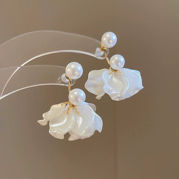 Silver Needle Earrings With Diamond Inlaid Imitation Pearl Petals And Tassel Geometric Shape High End And Versatile Design