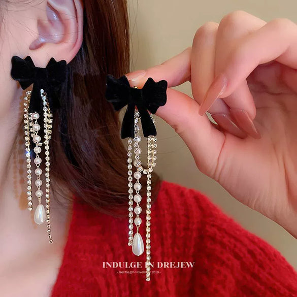 Silver Needle Earrings With Diamond Inlaid Imitation Pearl Petals And Tassel Geometric Shape High End And Versatile Design