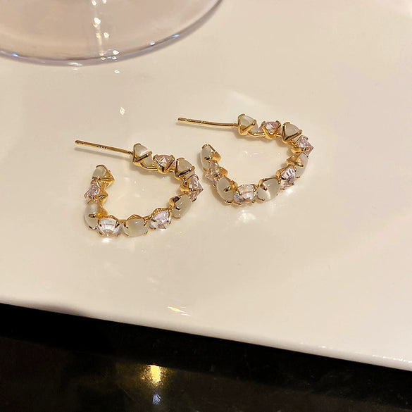 Silver Needle Metal Heart Plain Hoop Earrings Elegant Cold Style Electroplated For Women