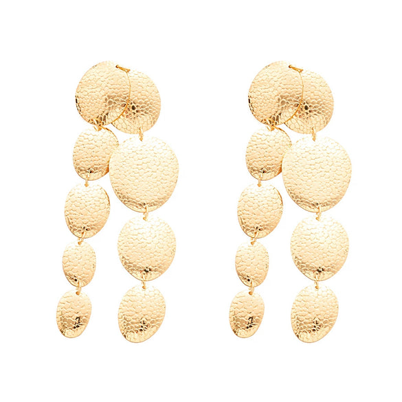 Silver Needle Pattern Oval Tassel Metal Earrings For Women With Electroplating Design