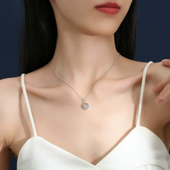 Silver Pendant Necklace Women's Simple Geometric Style