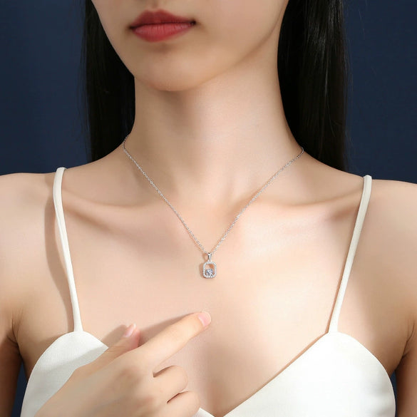 Silver 925 Perfume Bottle Moissanite Pendant Necklace For Women With Geometric Design And Cross Chain
