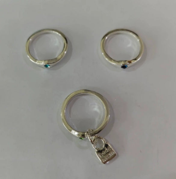 Silver Plated Geometric Heart Ring With Irregular Open Design And Polished Electroplated Finish Unisex Jewelry
