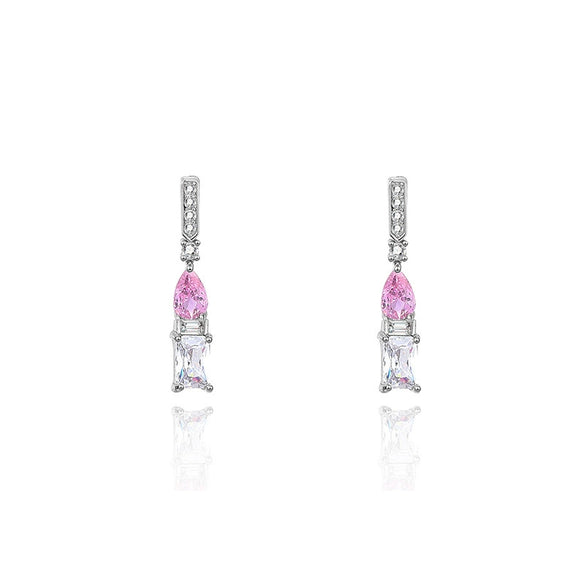 Silver 925 Threepiece Set Of Necklace Earrings And Ring With Geometric Pattern And Diamond Design