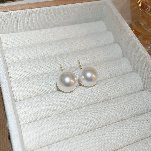 Simple All Match Women's Imitation Pearl Earrings With Geometric Design And Pearl Inlaid Treatment