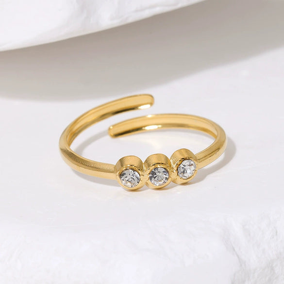 Simple Allmatch 18K Goldplated Titanium Steel Ring With Diamond Elegant Cold Style Electroplated For Women