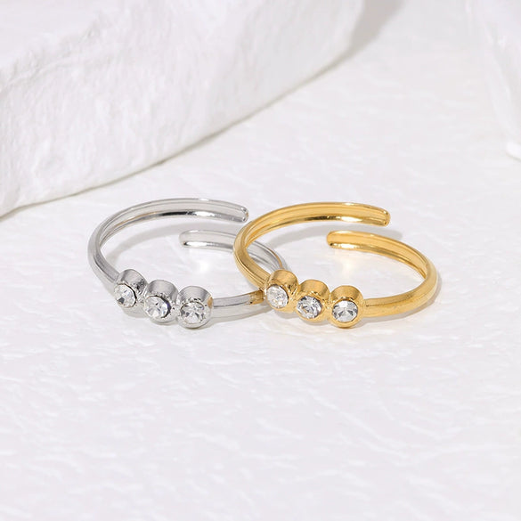 Simple Allmatch 18K Goldplated Titanium Steel Ring With Diamond Elegant Cold Style Electroplated For Women