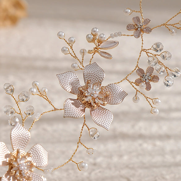 Simple Bridal Flower Alloy Handmade Hair Band With Pearl And Rhinestone Accents Rhombus Pattern Wedding Headpiece