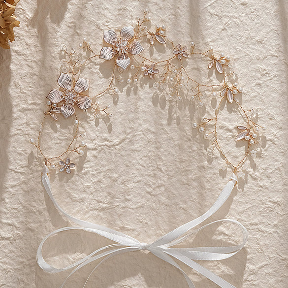 Simple Bridal Flower Alloy Handmade Hair Band With Pearl And Rhinestone Accents Rhombus Pattern Wedding Headpiece