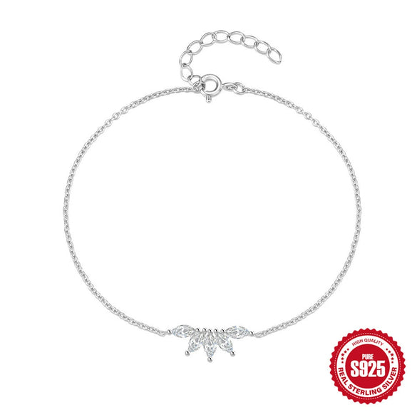 Simple Classic Women's Bracelet In S925 Sterling Silver With Horse Eye Crown Zircon Inlaid And Geometric Pattern Electroplated