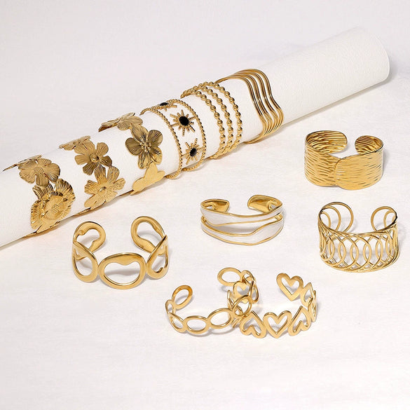 Simple Cold Style Geometric Love Flower French Gold Plated Stainless Steel Bracelet For Women