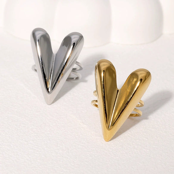 Simple Cold Style Heartd Open Ring In Stainless Steel With Electroplating For Women