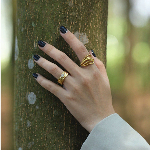 Simple Electroplated Copper Irregular Geometric Concave Convex Ring With Diamond Accent Fashion Hand Jewelry
