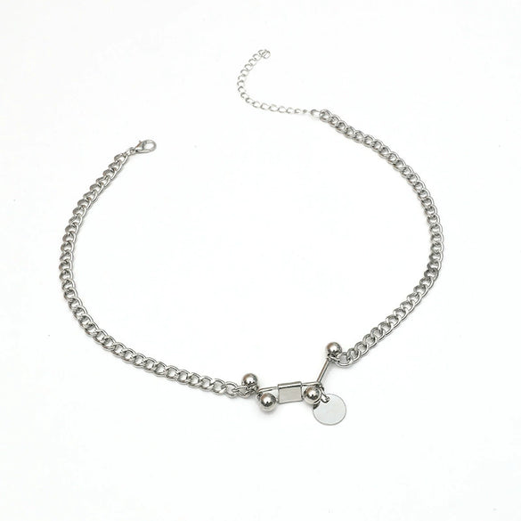 Simple Elegant Asymmetric Geometric Alloy Collarbone Necklace With Electroplated Pendant And Water Wave Chain