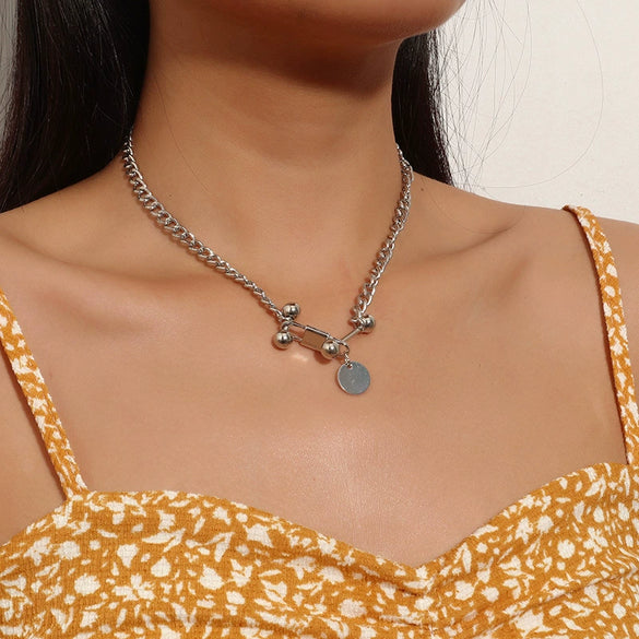 Simple Elegant Asymmetric Geometric Alloy Collarbone Necklace With Electroplated Pendant And Water Wave Chain