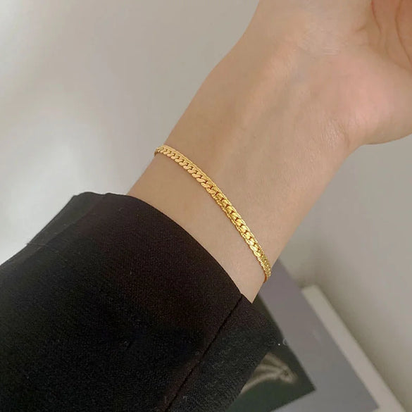 Simple Elegant Snake Bone Titanium Steel Women's Bracelet With Geometric Design And Electroplating