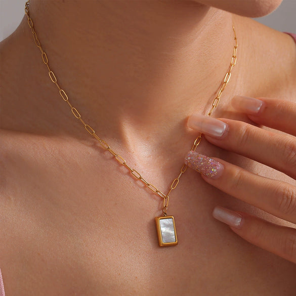 Simple Fashion All Match Square Pendant Necklace With White Sea Shells Titanium Steel Plated 18K True Gold Geometric Design