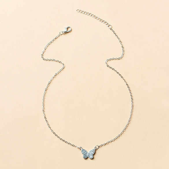 Simple Fashion Alloy Butterfly Necklace For Women With Electroplated Geometric Pendant And Water Wave Chain