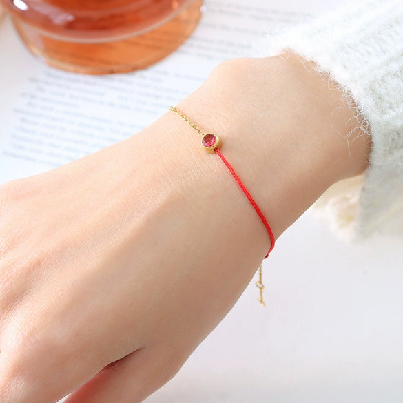 Simple Fashionable Red Woven Hand Rope Bracelet For Men And Women Light Luxury Niche Exquisite Titanium Steel Gold Plated Chain Geometric Style Electroplated