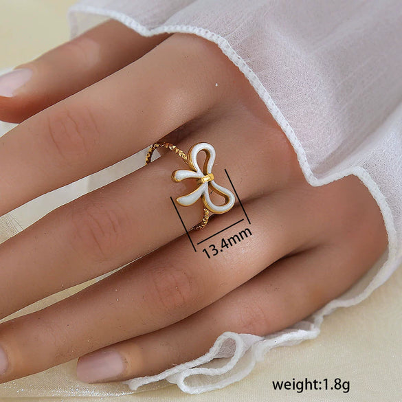 Simple Fashionable Stainless Steel And Titanium Steel Leaf And Flower Ring With Real Gold Plating For Women Geometric And U Shaped Design Unisex Style
