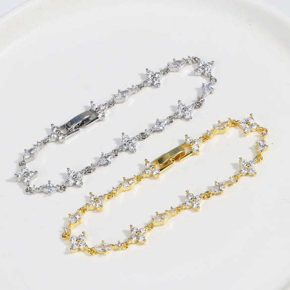 Simple Flower Four Leaf Clover Knot Women's Copper Bracelet With Floral And Bow Tie Pattern And Diamond Design