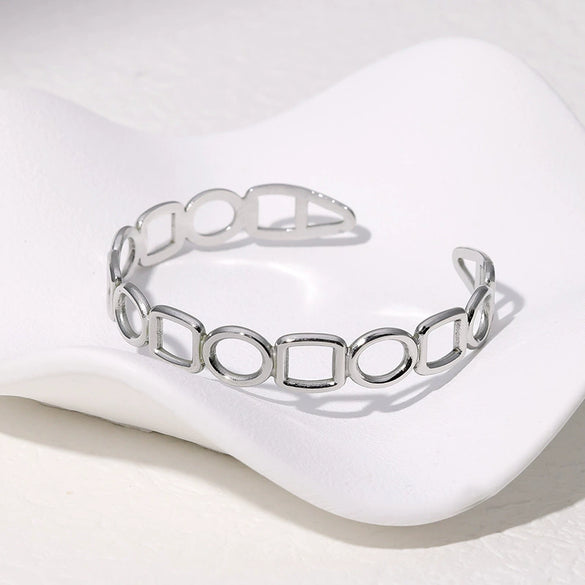 Simple Geometric Hollow Titanium Steel And Stainless Steel Female Bracelet With Electroplating Treatment