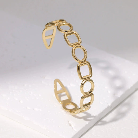 Simple Geometric Hollow Titanium Steel And Stainless Steel Female Bracelet With Electroplating Treatment