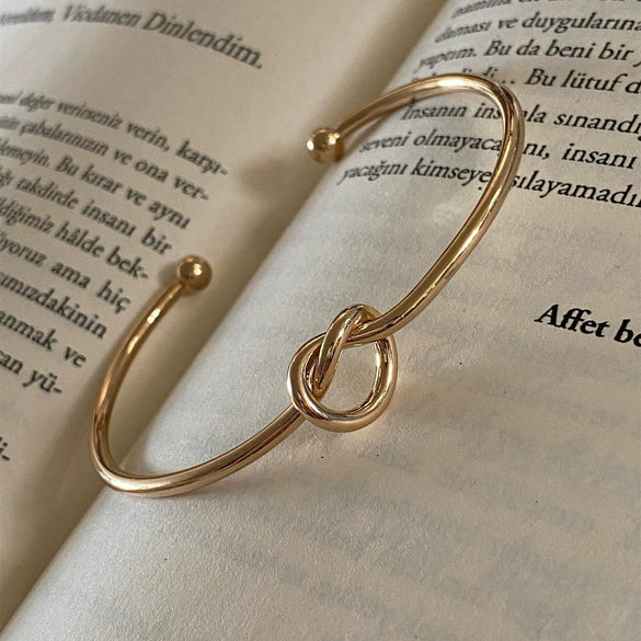 Simple Geometric Knotted Alloy Open Bracelet Electroplated Unisex Fashion Bangle For Men And Women